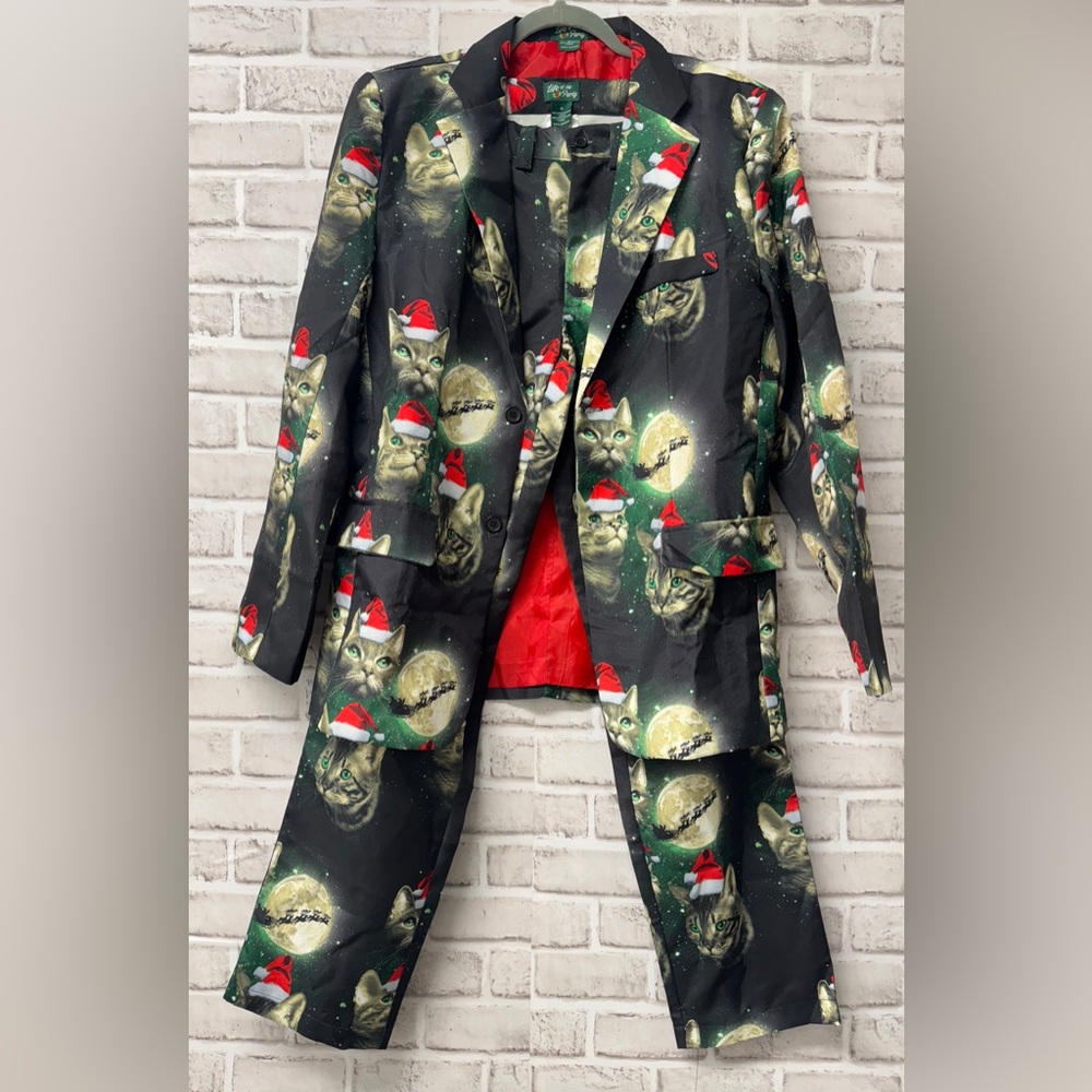 Life of The Party Cat Print 2pc. Suit sz Medium. Lights (see video).